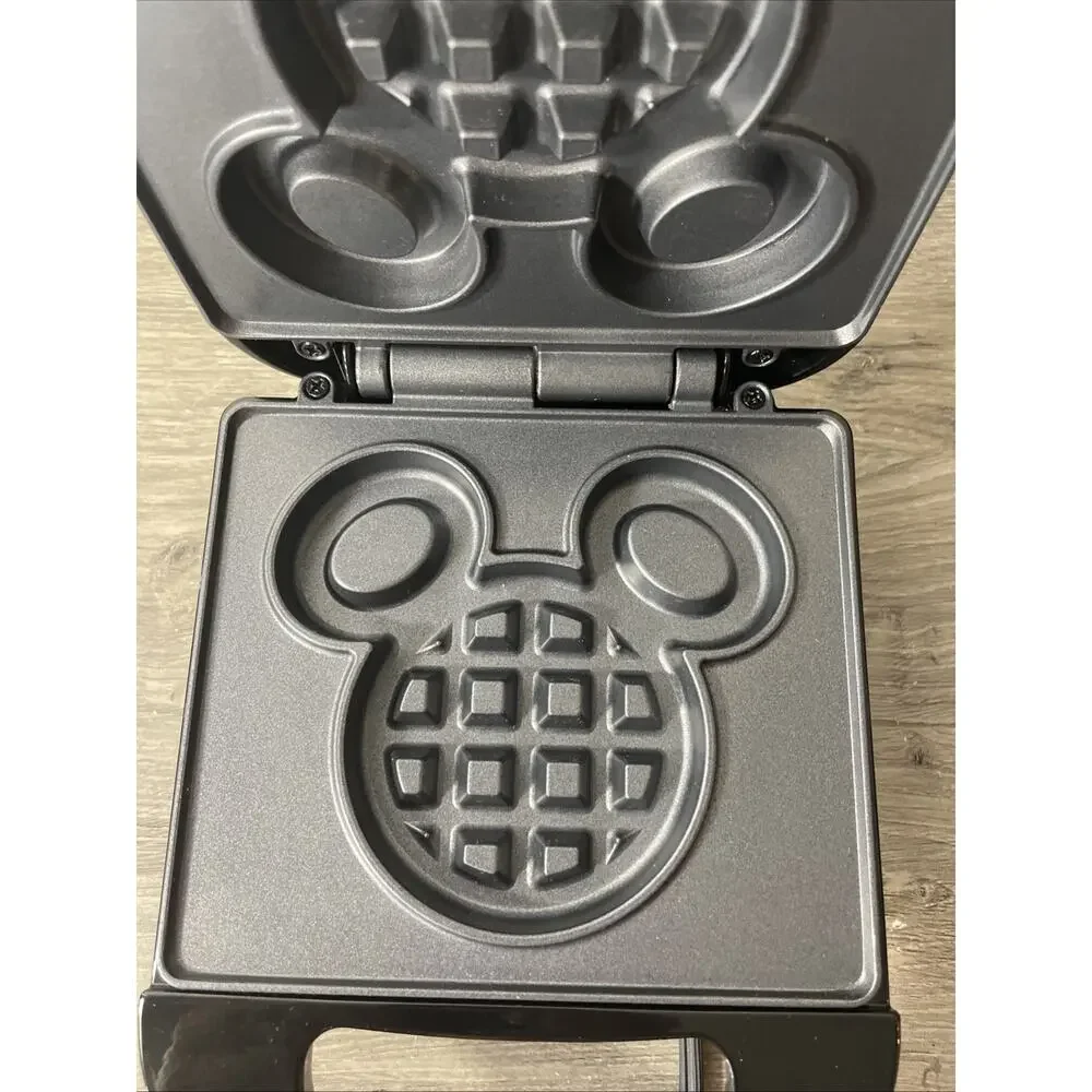 Disney DCM92 Mickey Mini Waffle Maker Black